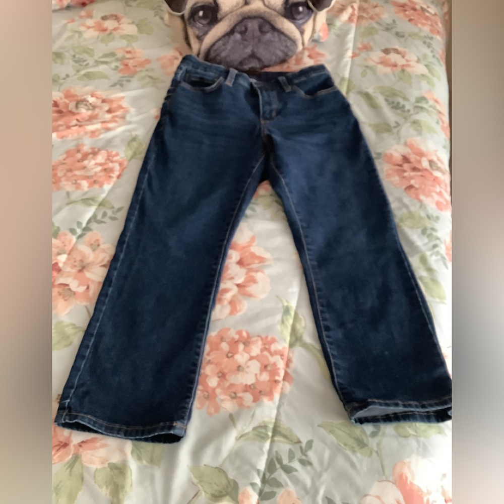 Bold Elements crop jeans size 6 stretch waist band get extra 1.5” if need be🦋